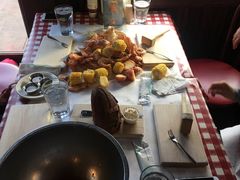 -The Crab Pot Seattle