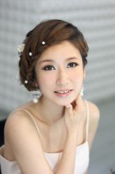 晓薇-FIONA MAKE UP恋妆造型