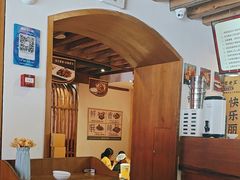 -隔壁老王·家常云南菜(花巷店)
