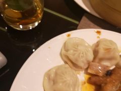 -大中华希尔顿酒店-念自助餐·嗨啤·小龙虾