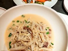 -鸽子侯·家宴·平价海鲜(市图书馆店)