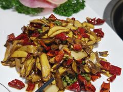 -原林野山菌火锅·炒菌(关上野生菌一条街店)