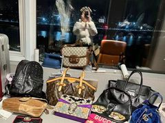 -小飞侠奢侈品回收 寄卖 养护(宝山宝龙广场店)