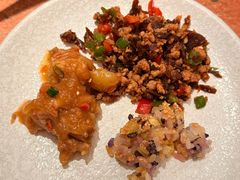 -浩海火燒雲傣家菜(芮欧百货店)