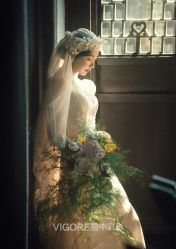 -雪中彩影婚纱摄影·微光艺术中心