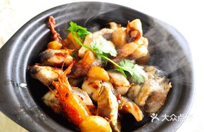 Stir-fried Sea Eel with Clay Pot
