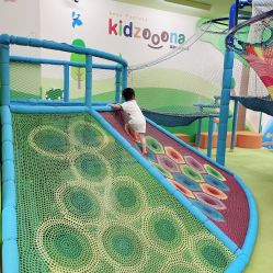 -莫莉幻想儿童乐园(武汉经开永旺店)