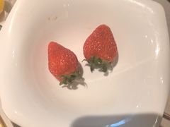 -雍容荟帝王蟹活龙虾展台自助(IFS黑金店)