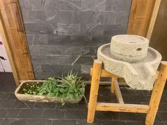 -渝涯重庆豆花老火锅(中赢国际店)