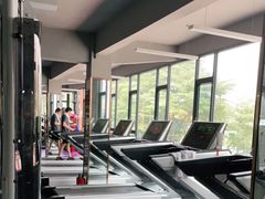 -耀恒健身(南浦地铁店)