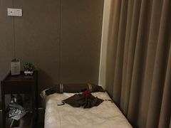 -新盈光·云会所(百丈东路店)