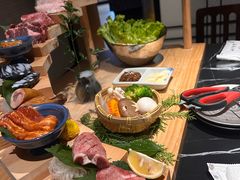 -山川小町·极番烧肉(新地假日广场店)