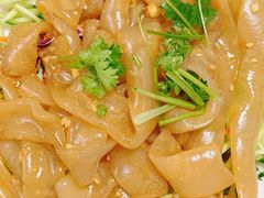 -一口猪海鲜浑锅·东北家常菜