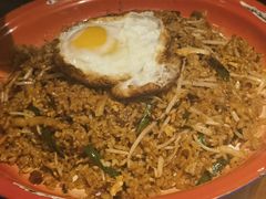 乱劈材炒饭-味舵主重庆火锅(邓尉路店)