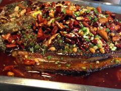 -鸣记脆皮烤鱼·海鲜烤鱼(三八广场店)