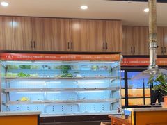 -哈尔滨小酒馆·鲜肉现穿自助烧烤(康新花园店)