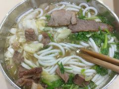 -花溪王记牛肉粉(四季花溪商场店)