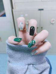 -伊人脱毛美甲美睫连锁机构