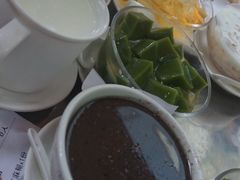 -周大娘牛乳(旧寨古村总店)