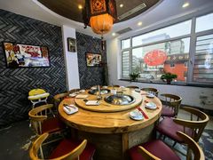-老渔翁炖鱼坊(黄海西路东山店)