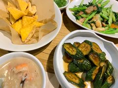 -潮粥荟·潮汕砂锅粥(朝阳大悦城店)
