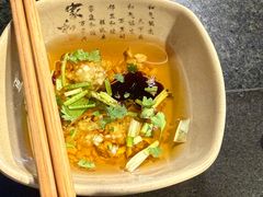 -洞亭火锅(防空洞总店)