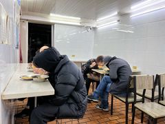 大堂-郑记牛肉面(吉庆街店)