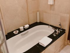 -广州富力丽思卡尔顿酒店