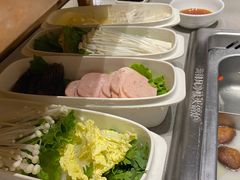 -海底捞火锅(金山百联店)