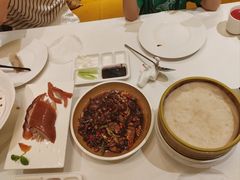 -贝勒爷·酥不腻烤鸭