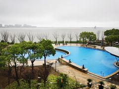 -上海滴水湖皇冠假日酒店