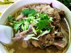 -穆豪麦蒸碗羊羔肉