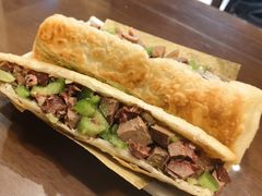 -葫芦岛耿记驴肉火烧