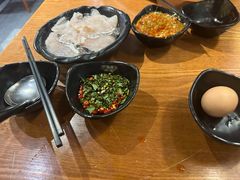 -呷哺呷哺(普陀乐购真北店)