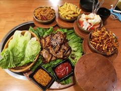 -肥肥虾庄·金牌油焖大虾(杨园滨江时代walk店)