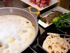 -一席地·本地鸡窝·杭帮鸡火锅(萧山银隆百货店)