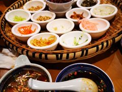 -包整·丝娃娃(一览甲秀楼风景店)