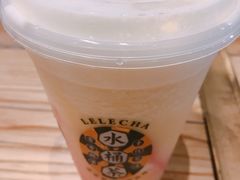 爆乐水桶茶-LELECHA乐乐茶(上海五角场万达广场店)