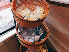 -巴黎贝甜(大宁国际商业广场店)