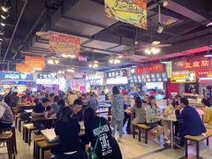 大堂-八一好吃街·高品美食广场
