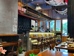 -8PINTS八品脱·日料·烧鸟·精酿小酒馆(莘庄店)