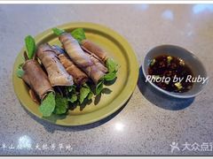 -半山腰·云南菜(侨福芳草地店)