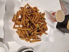 干煸藕丝-鑫小城故事·藕汤·家常菜(台北一路总店)