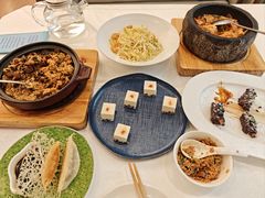 -品海楼·大连海胆锅贴馆(东港店)