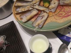 -红鼎豆捞·非遗鲍皇汤火锅(宝丰路店)