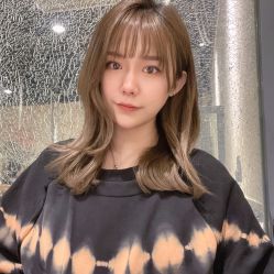 -变画·发型STUDIO