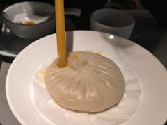 蟹黄大汤包-晓淮山·扬州早茶·淮扬菜(龙阳广场店)