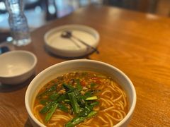 小锅米线-云海肴·汽锅鸡·云南菜(天山百盛优客店)