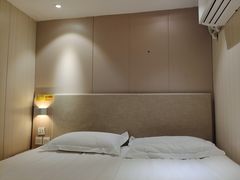 -乐途酒店·优选(鼓楼地铁站店)