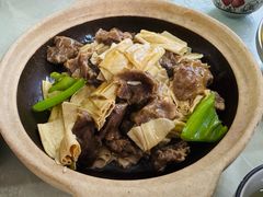 -天天向上素食餐厅(五台山店)